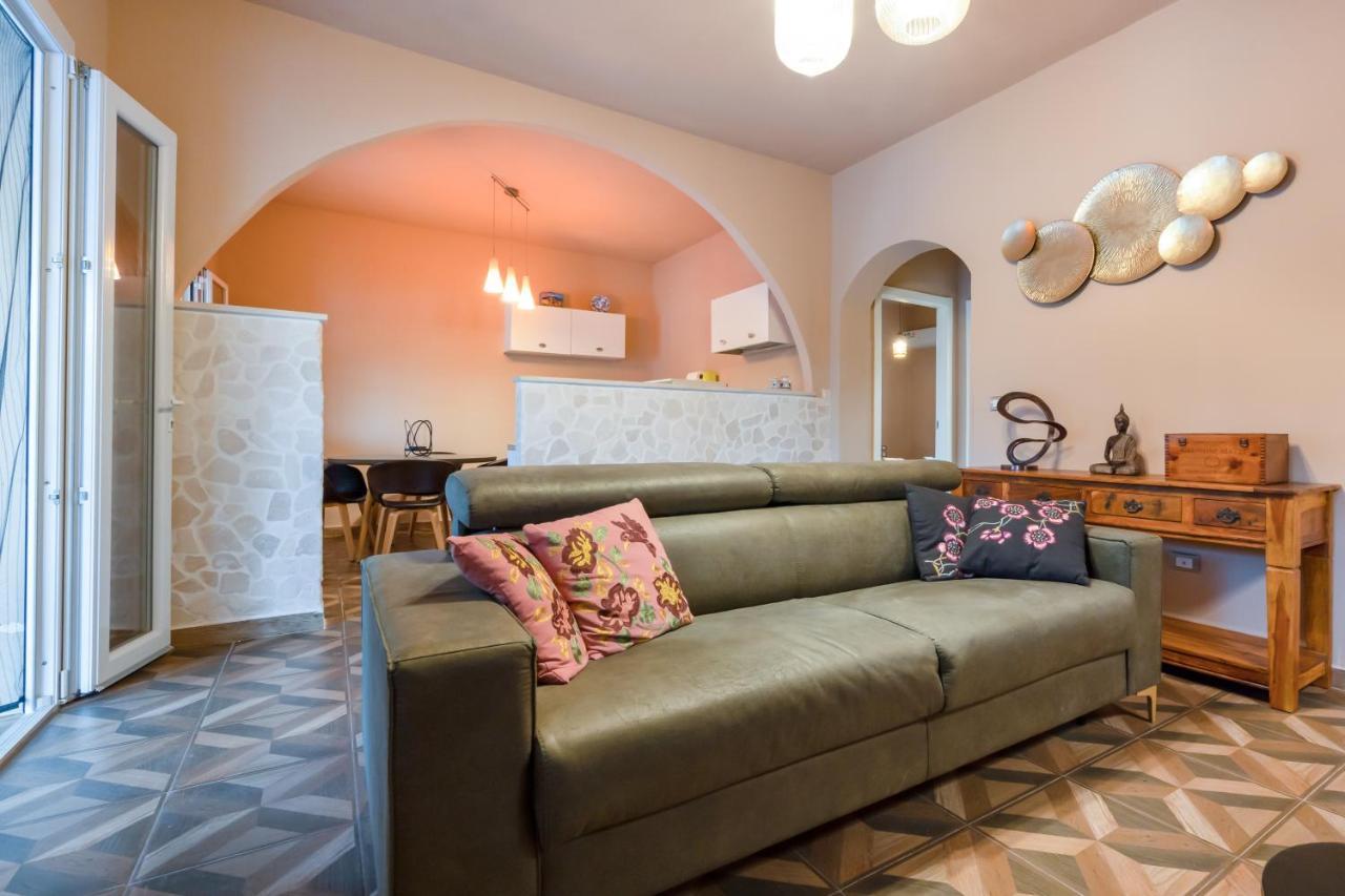 La Fenice Bed And Relax With Swimming Pool Ostuni Esterno foto